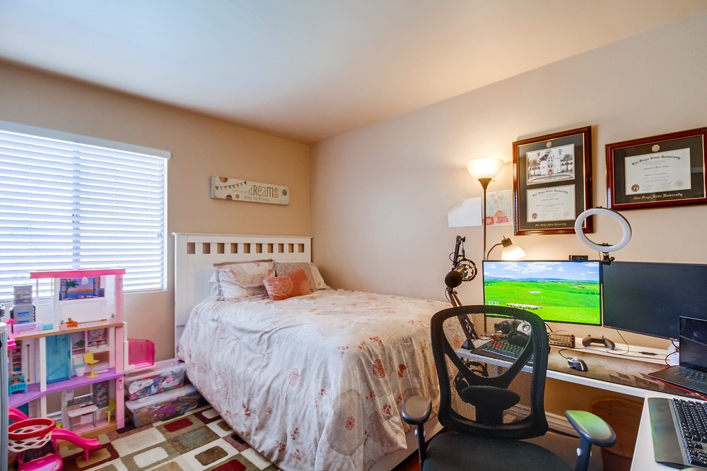Virtual tour photo 23 of 42 for 3806 Coleman Ave