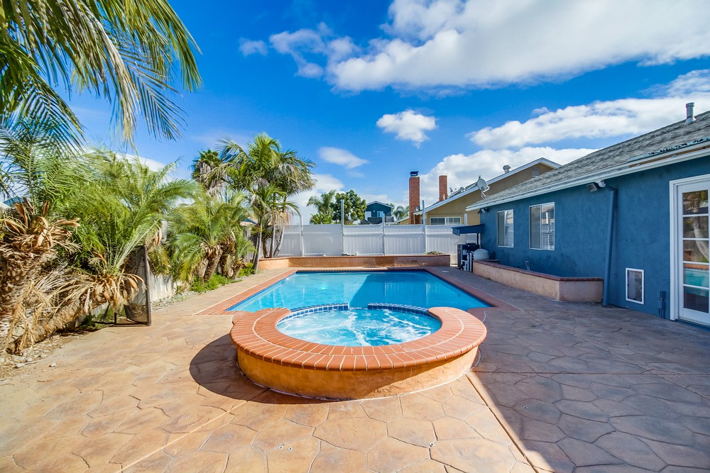 Virtual tour photo 37 of 42 for 3806 Coleman Ave