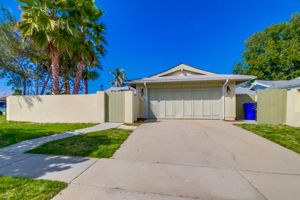 Virtual tour photo 1 of 42 for 3810 Governor Dr