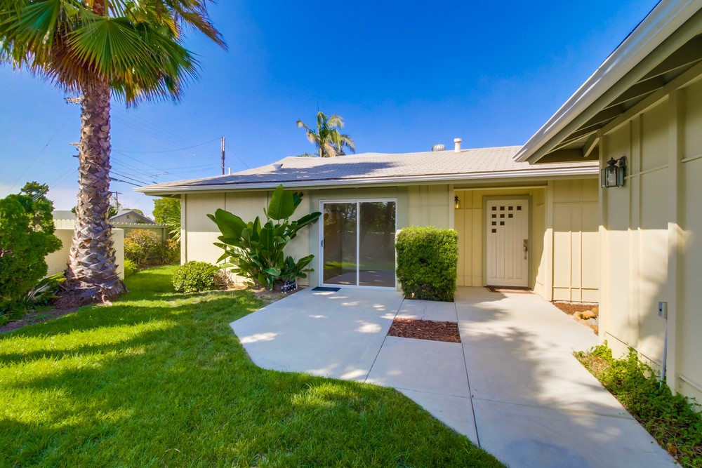 Virtual tour photo 7 of 42 for 3810 Governor Dr
