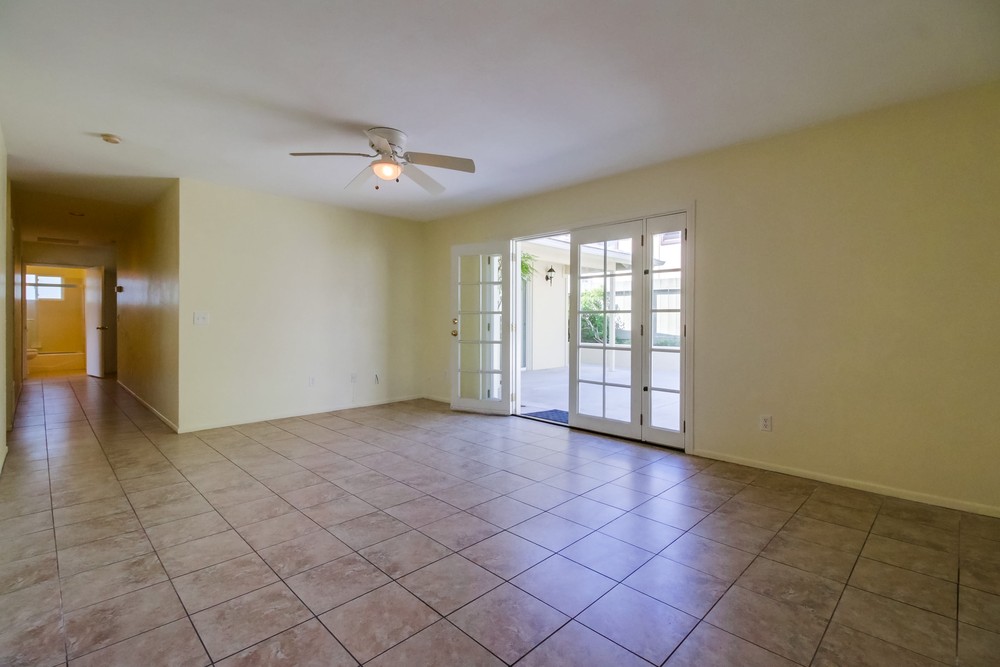 Virtual tour photo 12 of 42 for 3810 Governor Dr