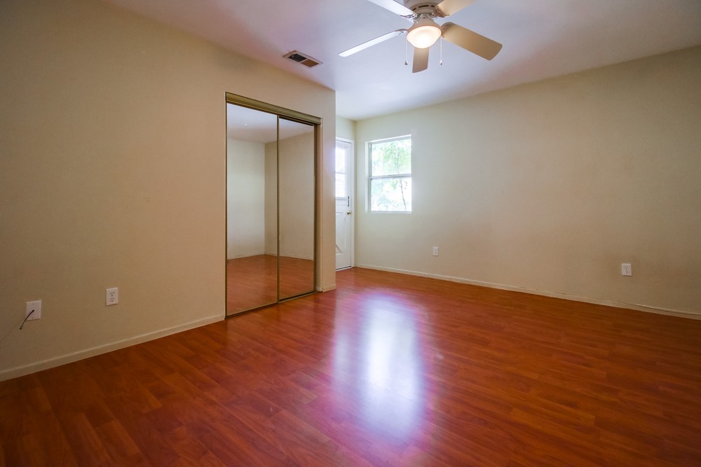Virtual tour photo 26 of 42 for 3810 Governor Dr
