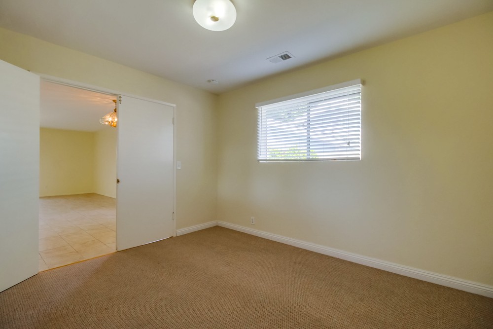 Virtual tour photo 30 of 42 for 3810 Governor Dr