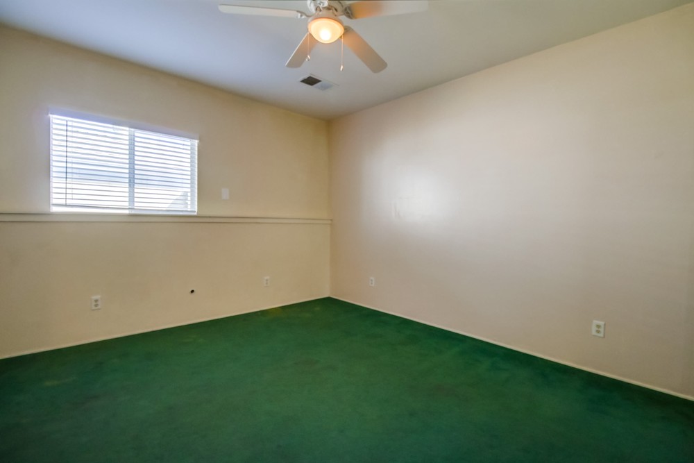 Virtual tour photo 32 of 42 for 3810 Governor Dr