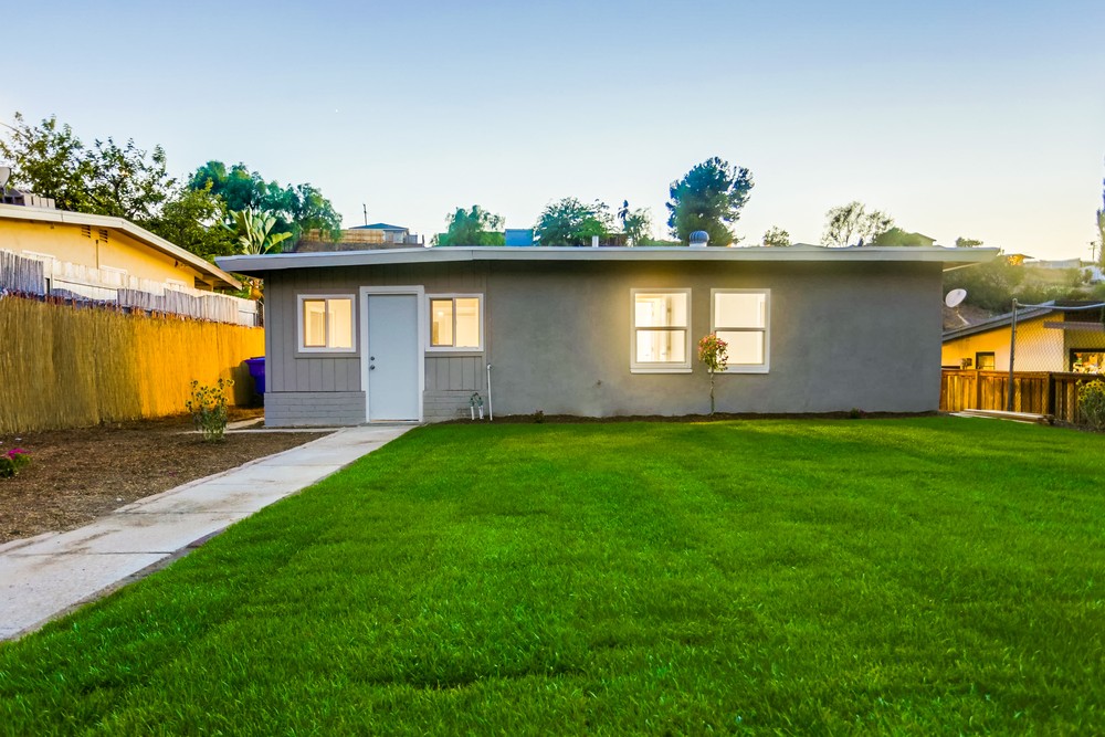 Virtual tour photo 6 of 44 for 3811 College Ave