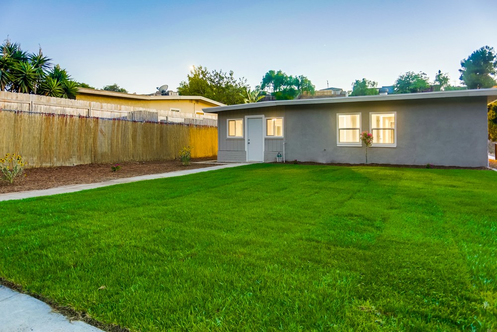 Virtual tour photo 7 of 44 for 3811 College Ave
