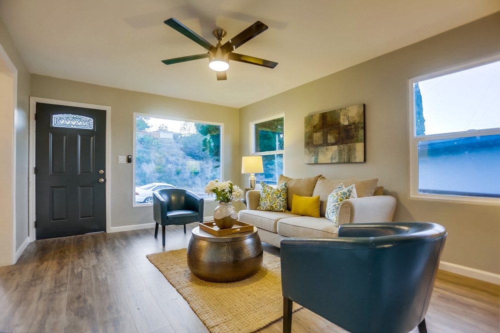 Virtual tour photo 10 of 44 for 3811 College Ave