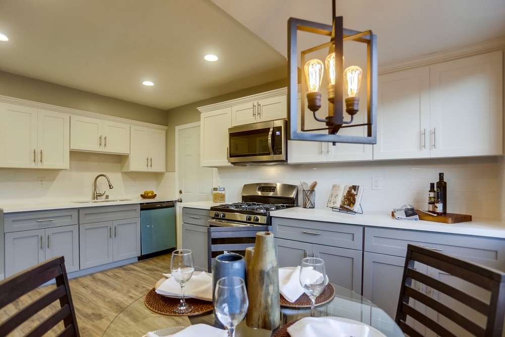 Virtual tour photo 14 of 44 for 3811 College Ave