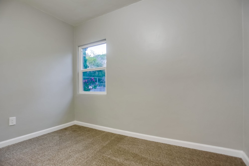 Virtual tour photo 24 of 44 for 3811 College Ave