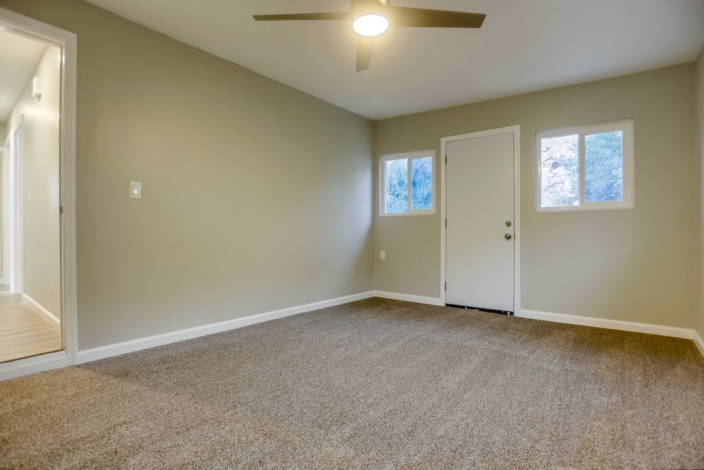 Virtual tour photo 27 of 44 for 3811 College Ave