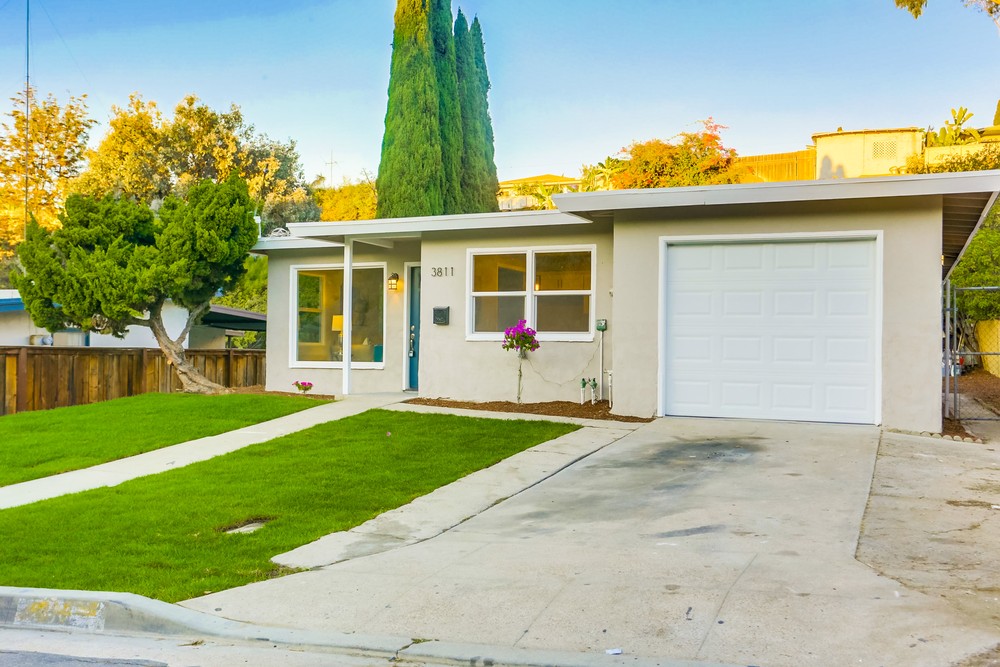 Virtual tour photo 36 of 44 for 3811 College Ave