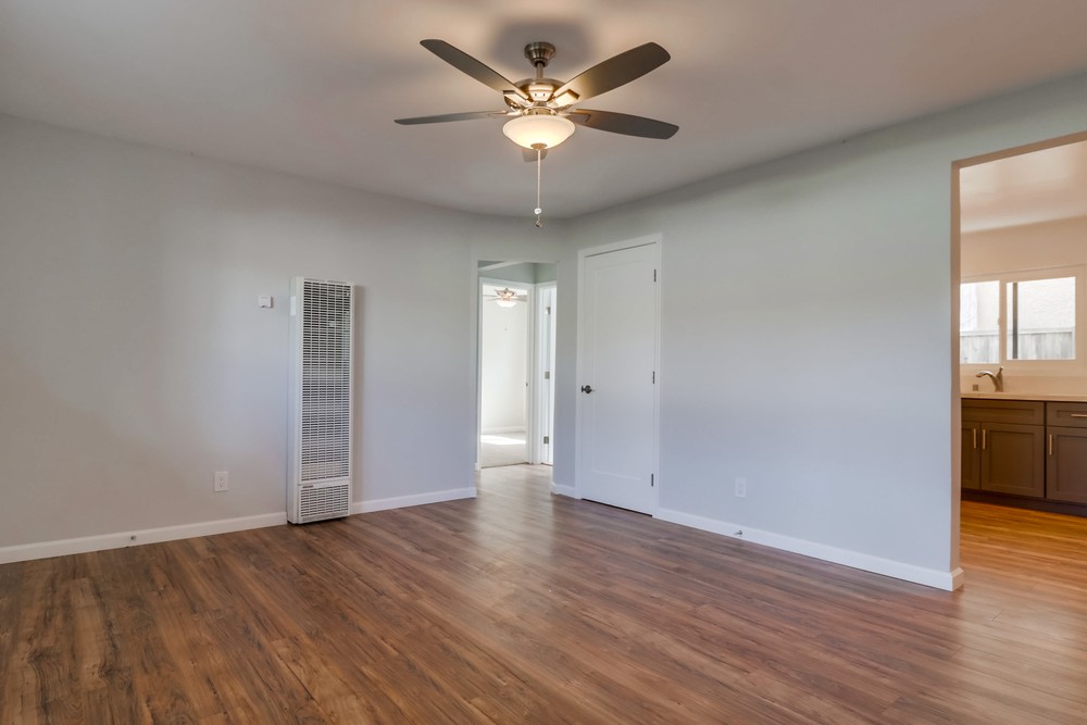 Virtual tour photo 6 of 37 for 3811 Gamma St