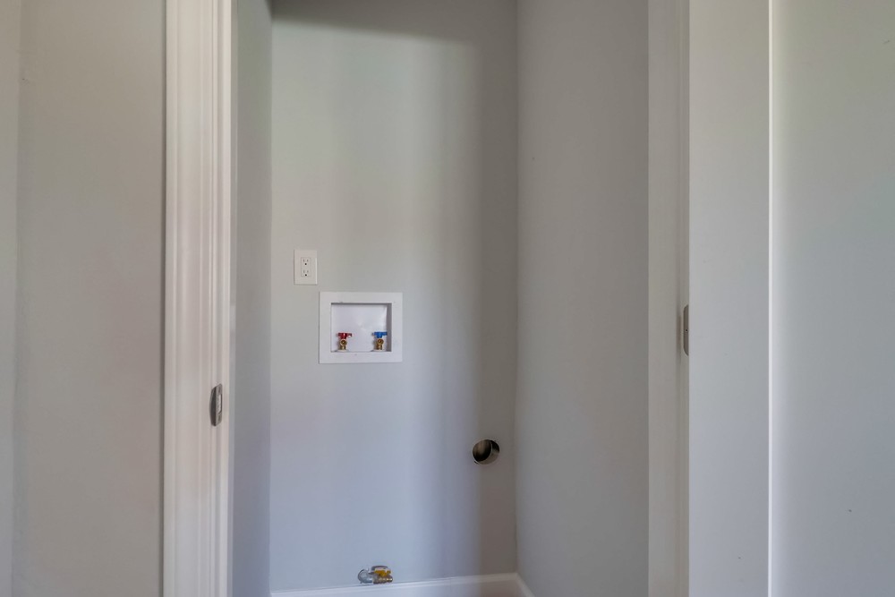 Virtual tour photo 11 of 37 for 3811 Gamma St