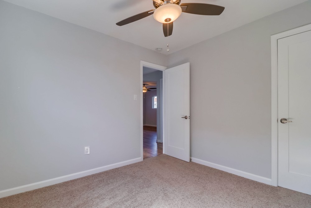 Virtual tour photo 17 of 37 for 3811 Gamma St