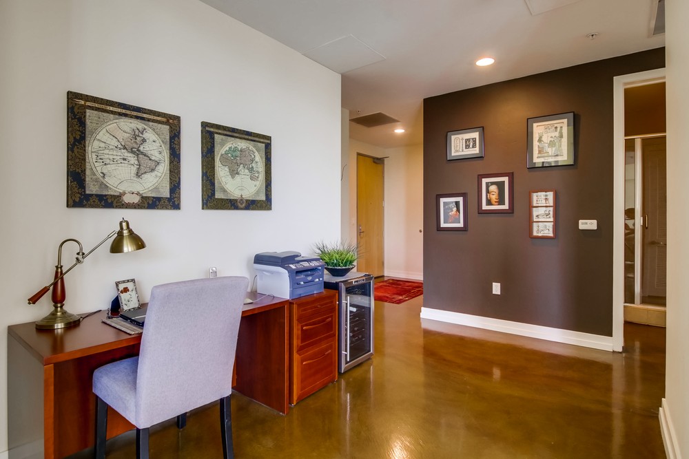 Virtual tour photo 28 of 33 for 3812 Park Blvd. #109