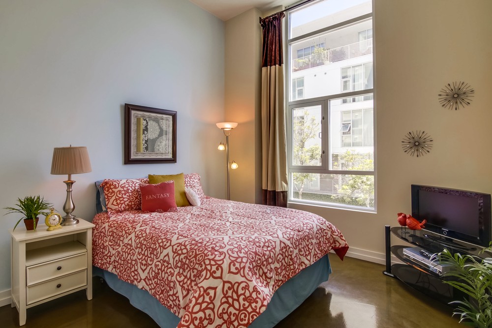 Virtual tour photo 29 of 33 for 3812 Park Blvd. #109