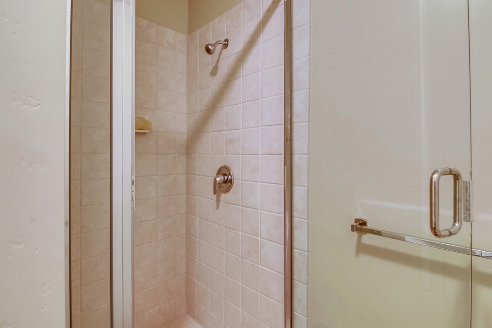 Virtual tour photo 32 of 33 for 3812 Park Blvd. #109