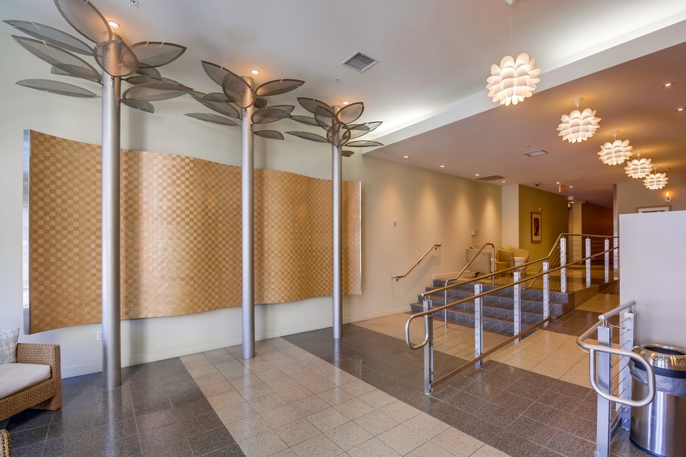 Virtual tour photo 6 of 54 for 3812 Park Blvd #407