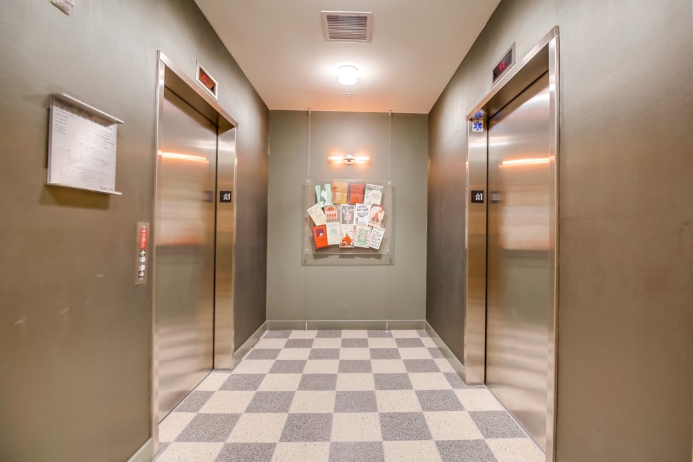 Virtual tour photo 9 of 54 for 3812 Park Blvd #407