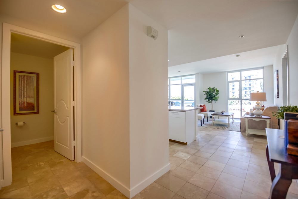 Virtual tour photo 12 of 54 for 3812 Park Blvd #407