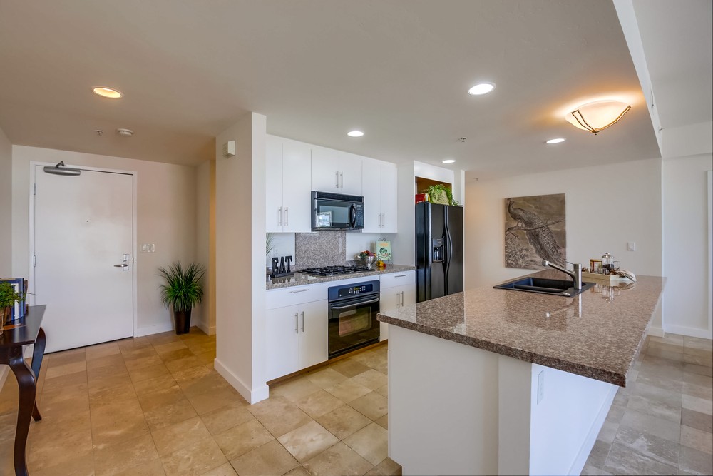 Virtual tour photo 20 of 54 for 3812 Park Blvd #407