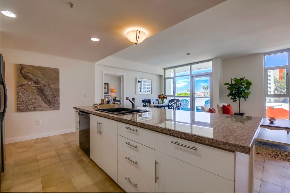 Virtual tour photo 25 of 54 for 3812 Park Blvd #407