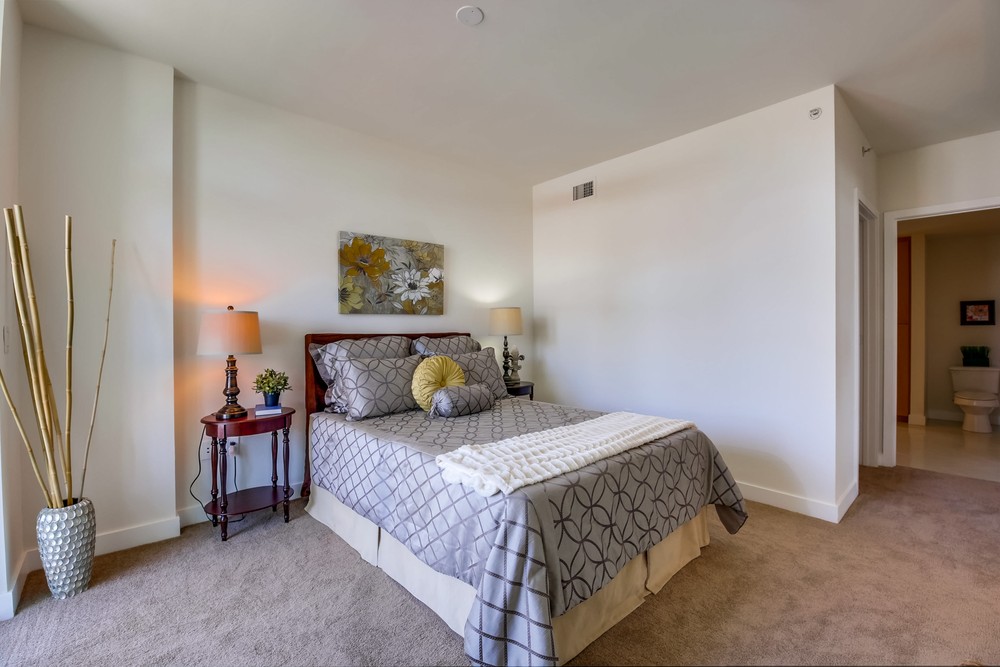 Virtual tour photo 31 of 54 for 3812 Park Blvd #407