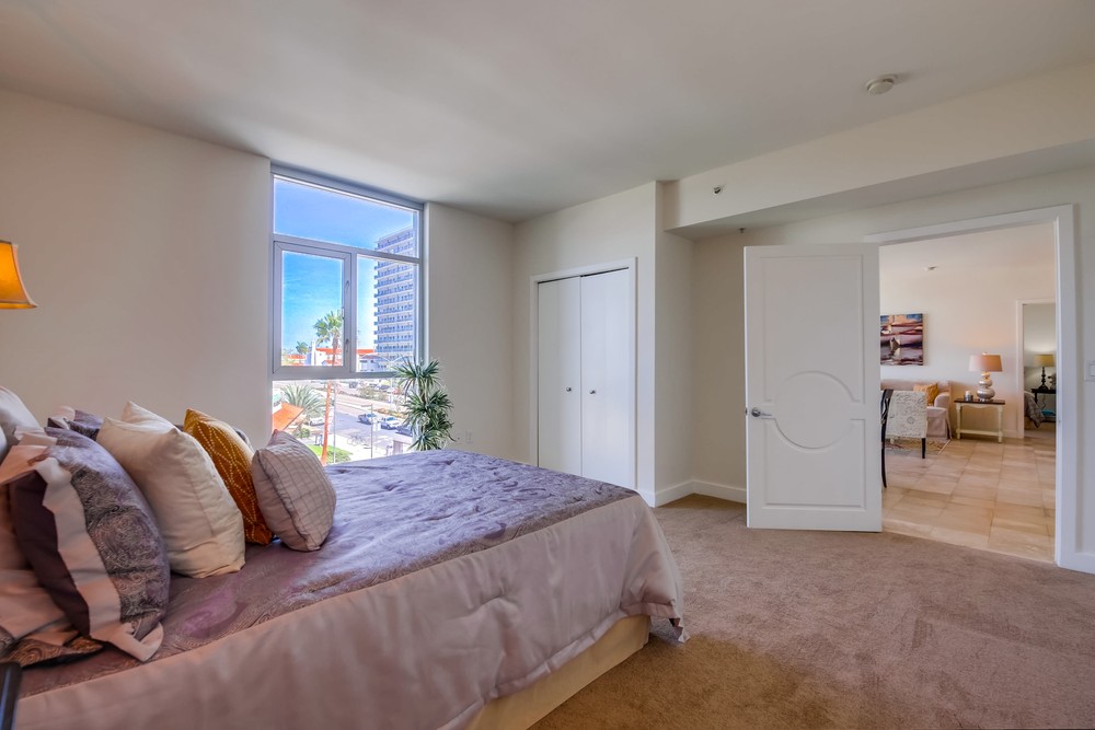 Virtual tour photo 40 of 54 for 3812 Park Blvd #407