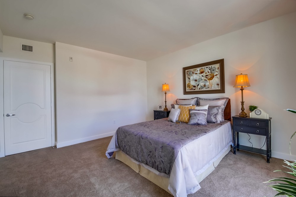 Virtual tour photo 41 of 54 for 3812 Park Blvd #407
