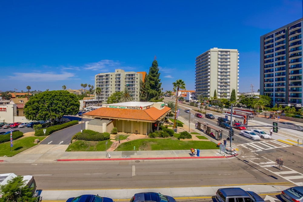 Virtual tour photo 53 of 54 for 3812 Park Blvd #407