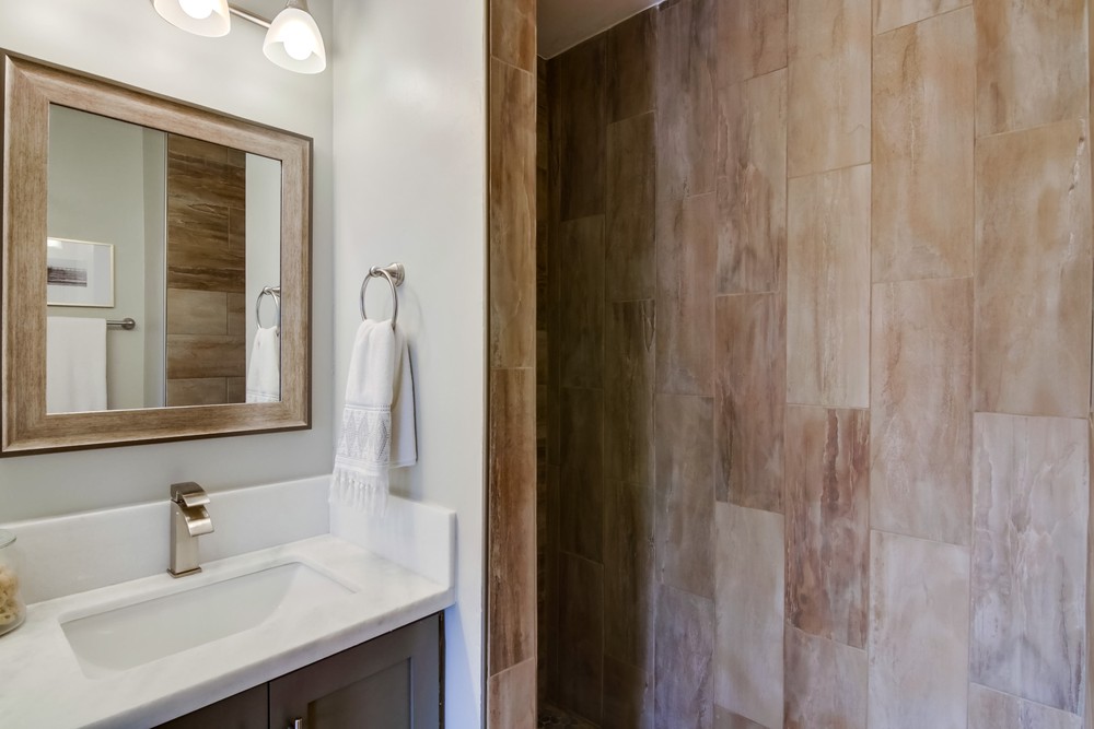 Virtual tour photo 37 of 54 for 3812 Talbot St
