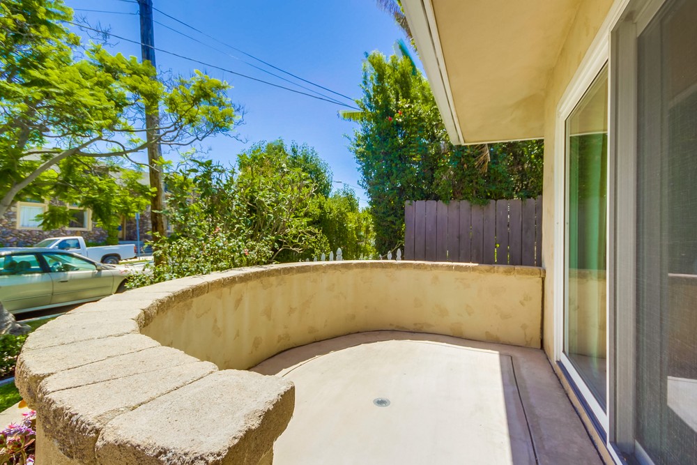 Virtual tour photo 9 of 50 for 3814 Merivale Ave