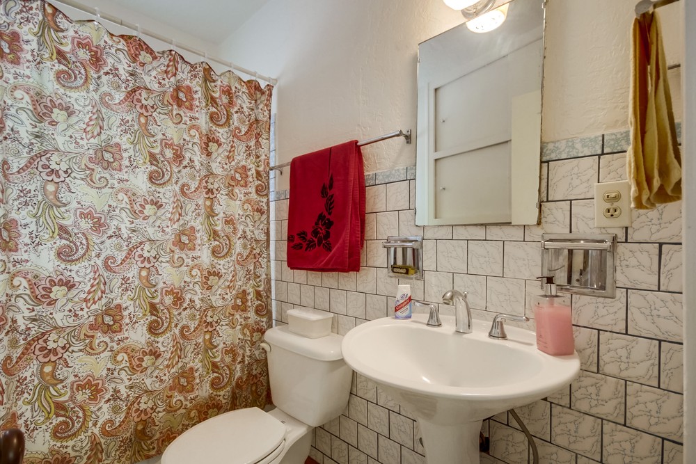 Virtual tour photo 24 of 50 for 3814 Merivale Ave