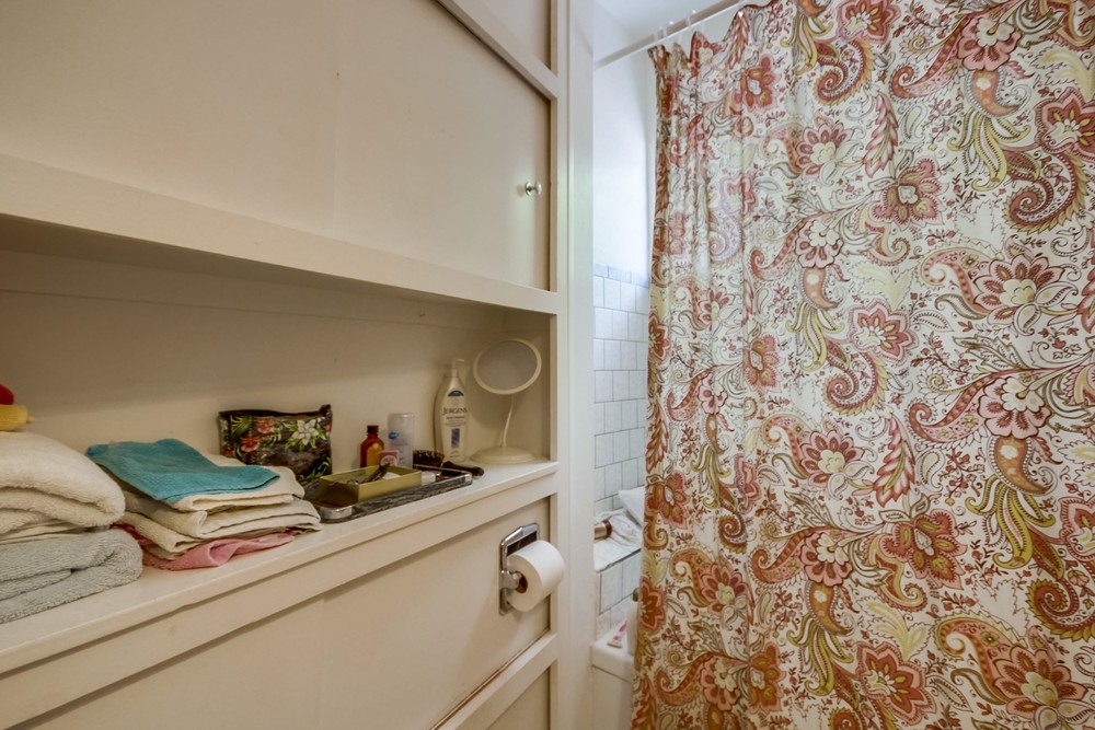 Virtual tour photo 25 of 50 for 3814 Merivale Ave