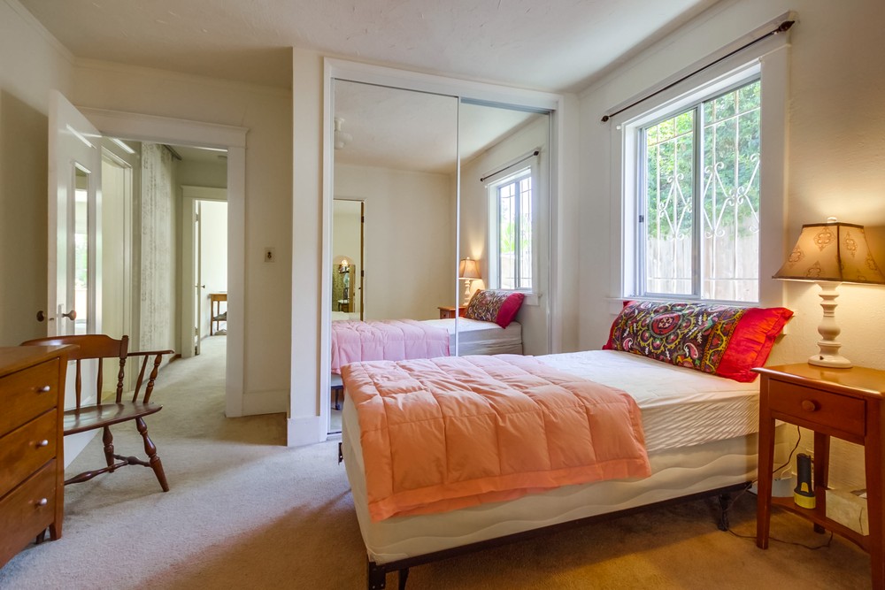 Virtual tour photo 31 of 50 for 3814 Merivale Ave
