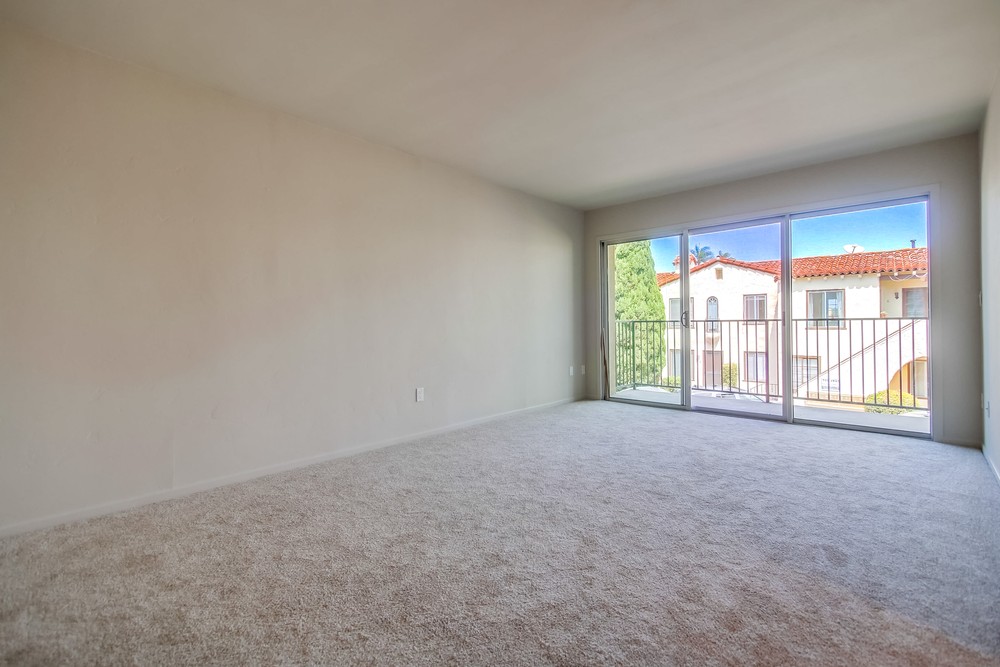 Virtual tour photo 15 of 32 for 3815 Third Ave #22