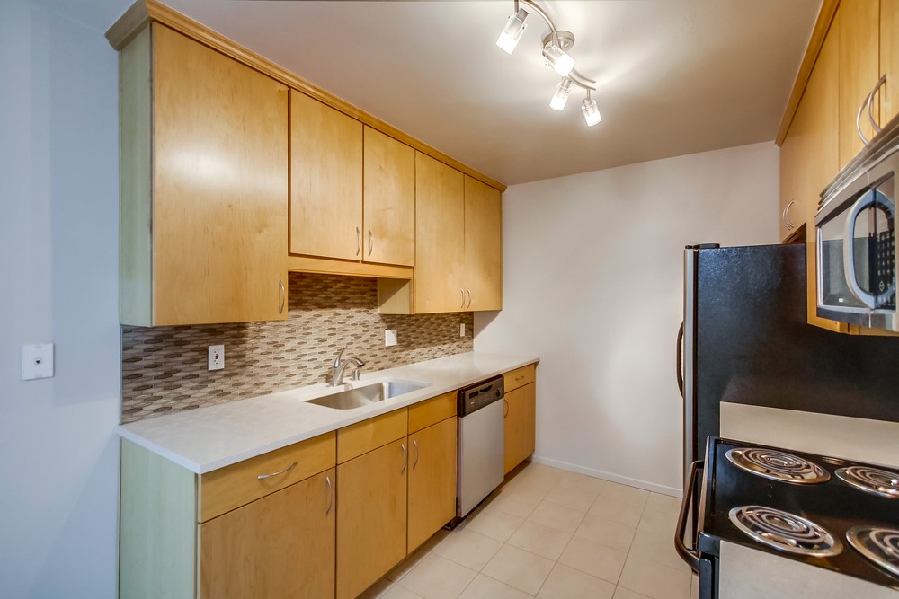 Virtual tour photo 20 of 32 for 3815 Third Ave #22