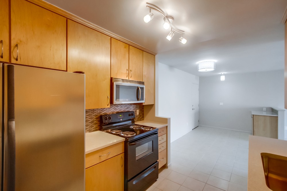 Virtual tour photo 23 of 32 for 3815 Third Ave #22