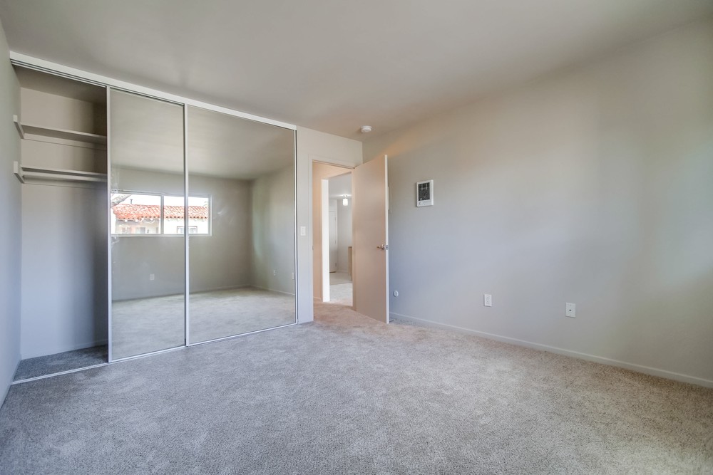 Virtual tour photo 30 of 32 for 3815 Third Ave #22