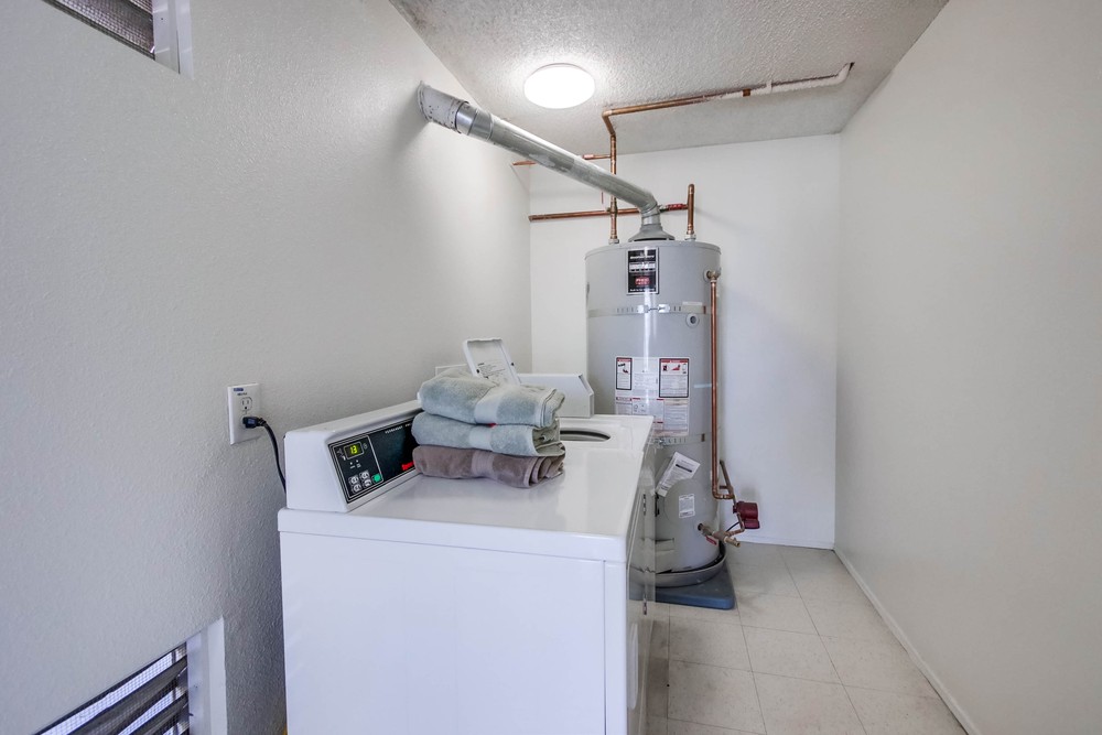 Virtual tour photo 9 of 24 for 3820 40th St