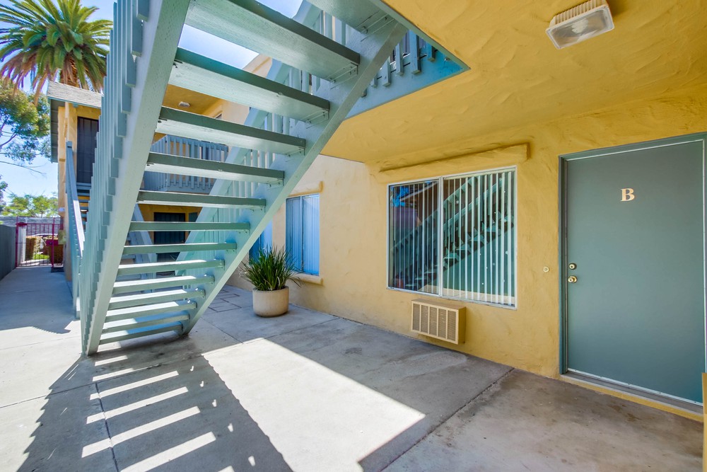 Virtual tour photo 16 of 24 for 3820 40th St