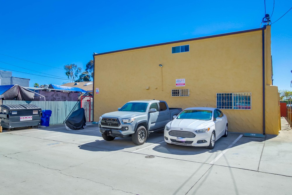 Virtual tour photo 24 of 24 for 3820 40th St