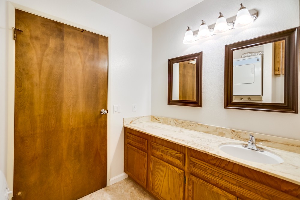 Virtual tour photo 23 of 40 for 3821 Albatross St #2