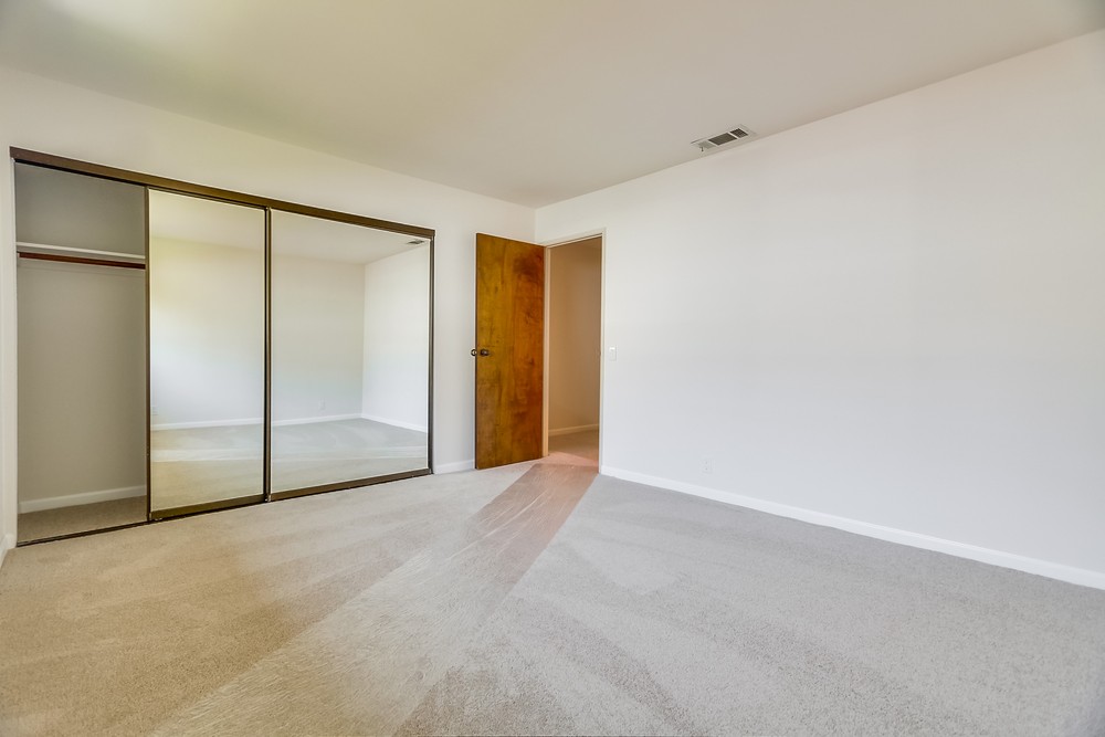 Virtual tour photo 26 of 40 for 3821 Albatross St #2