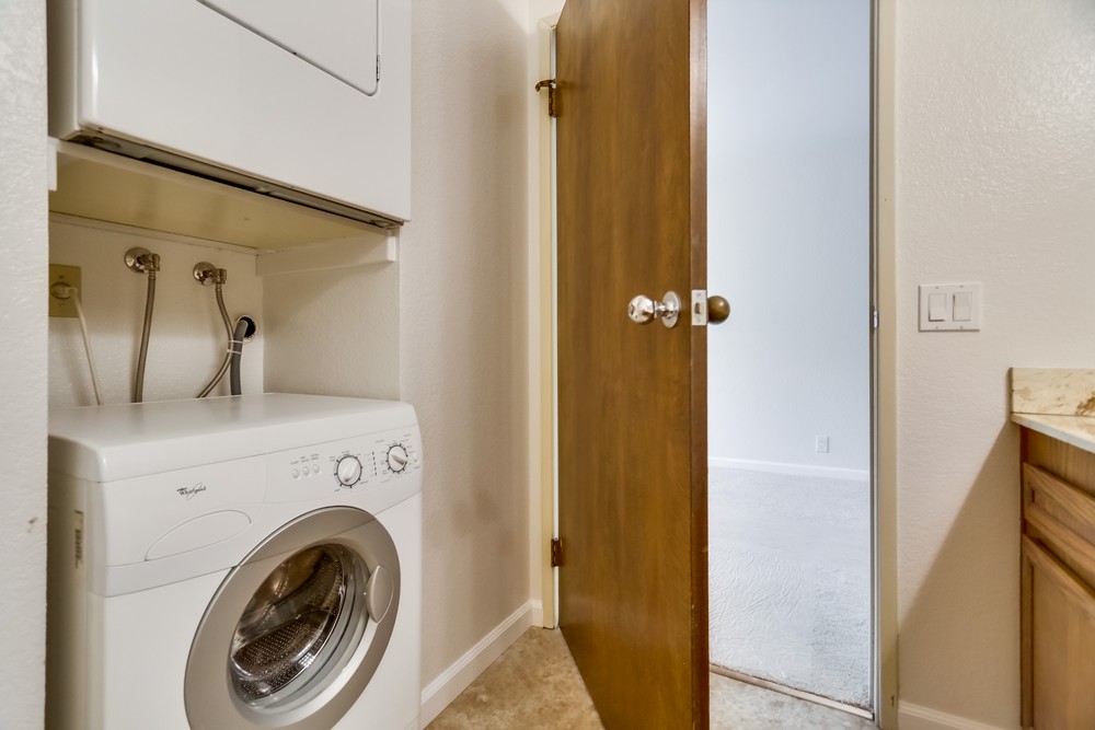 Virtual tour photo 31 of 40 for 3821 Albatross St #2