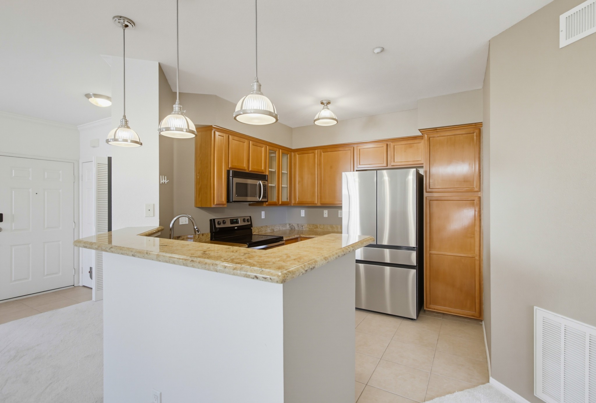 Virtual tour photo 11 of 26 for 3825 Elijah Ct Unit 327