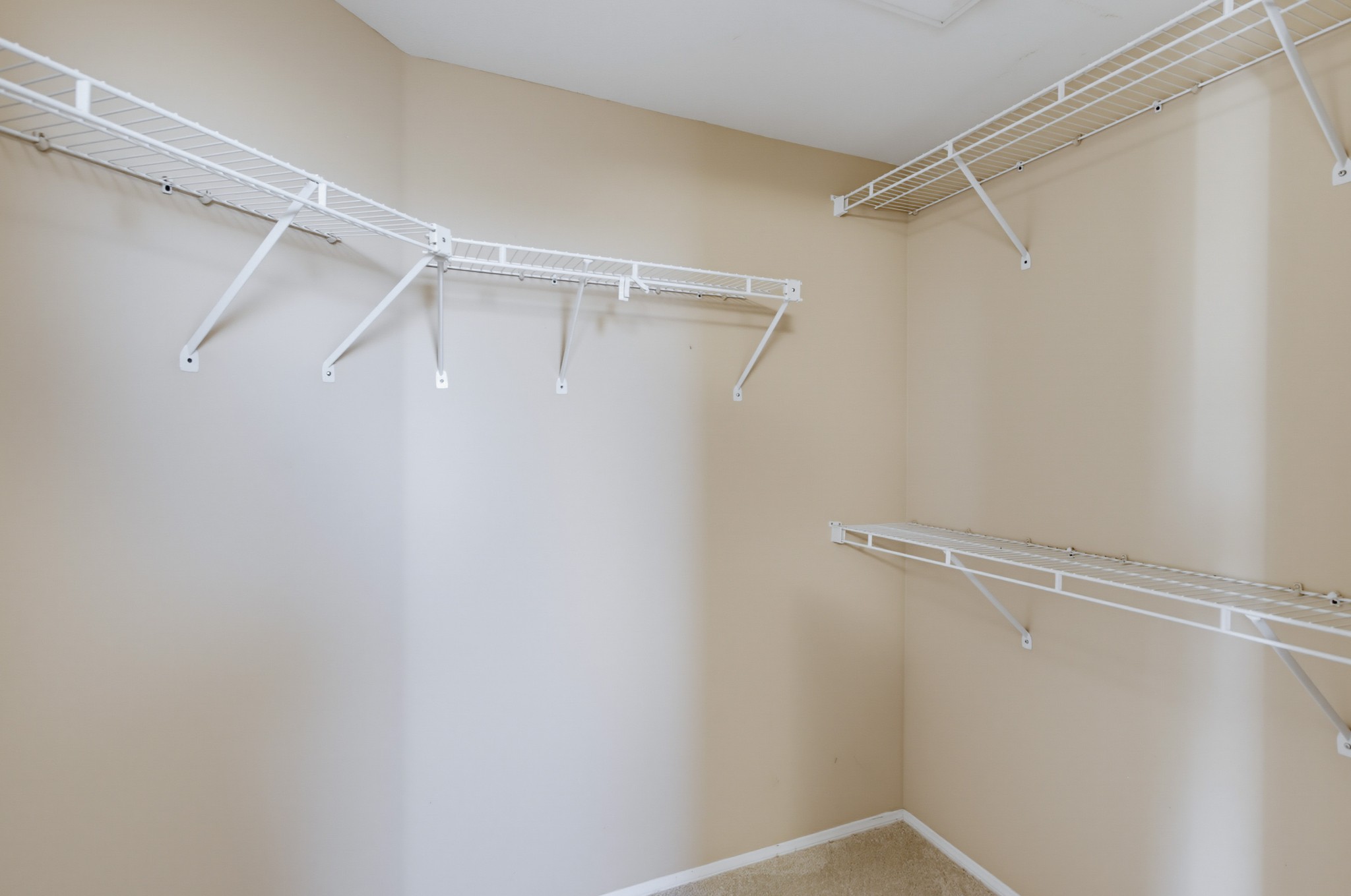 Virtual tour photo 20 of 26 for 3825 Elijah Ct Unit 327