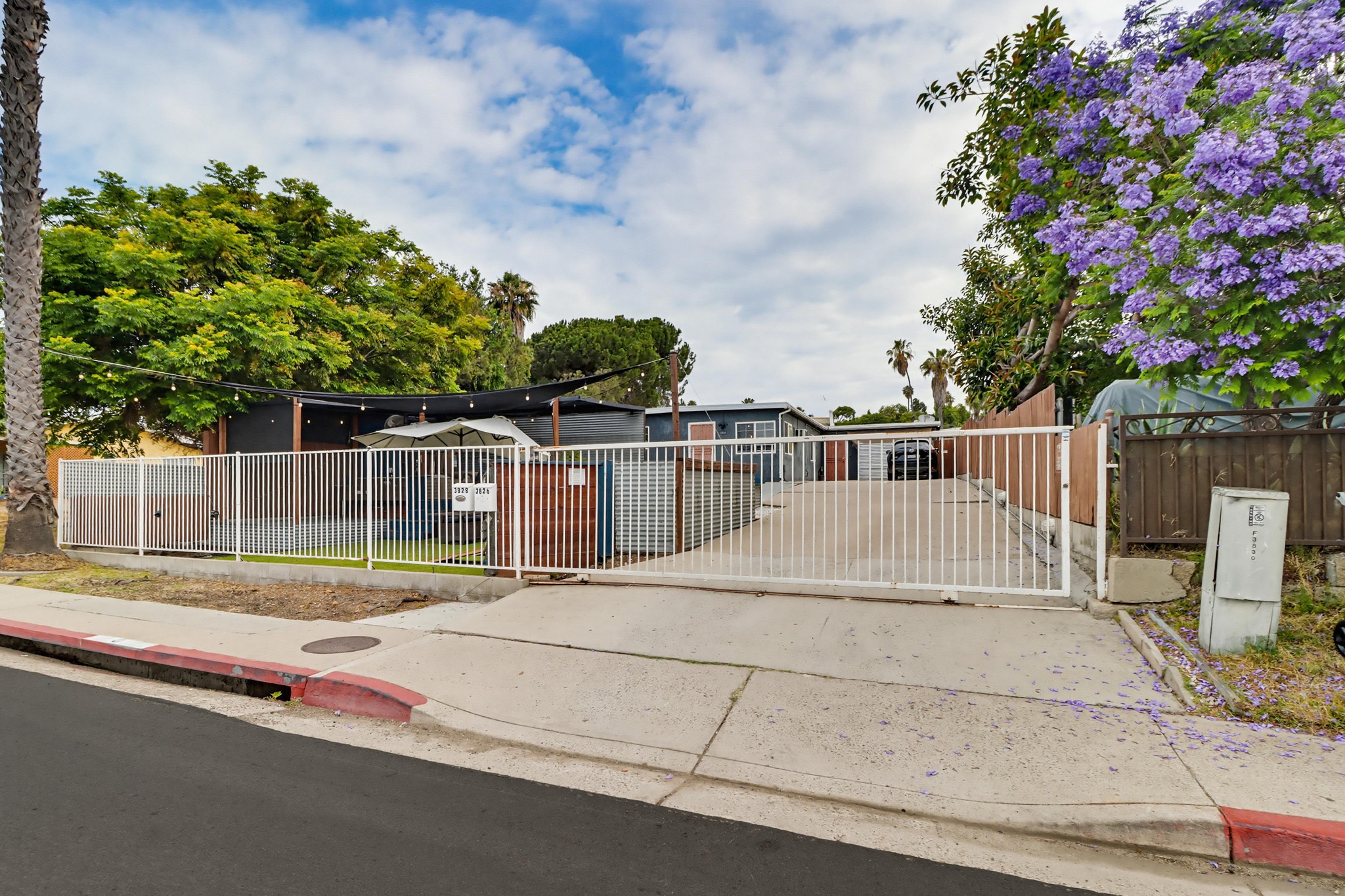 Virtual tour photo 1 of 42 for 3826 Beyer Blvd