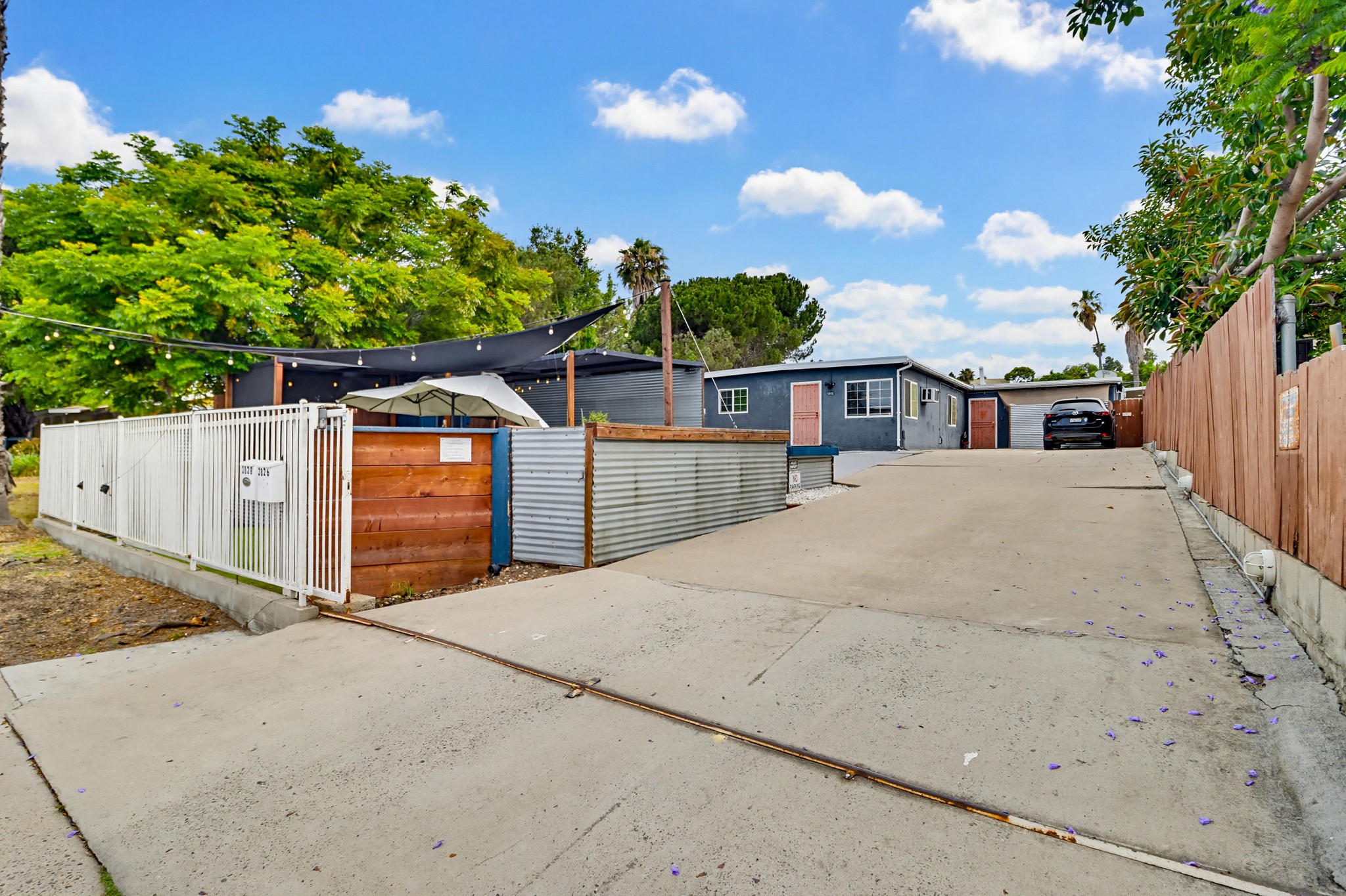 Virtual tour photo 3 of 42 for 3826 Beyer Blvd