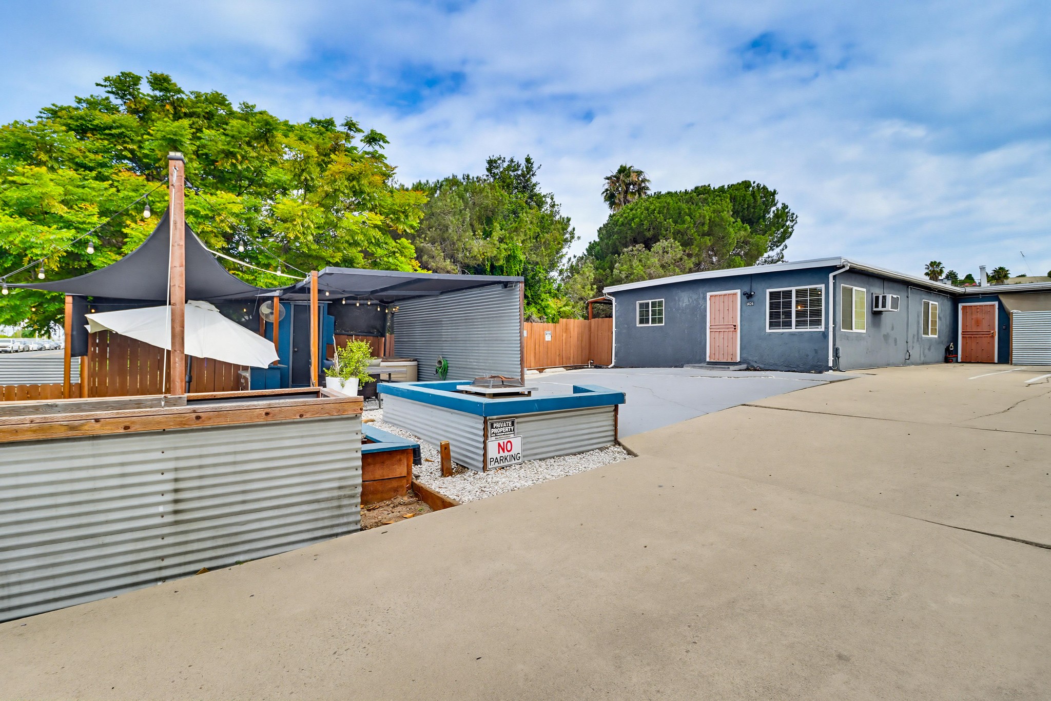 Virtual tour photo 5 of 42 for 3826 Beyer Blvd